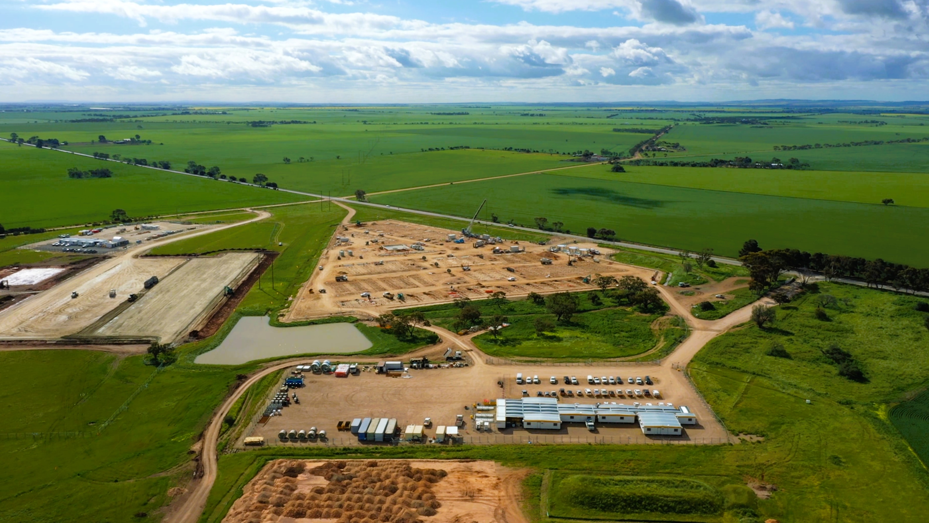First batteries arrive at Reeves Plains Battery project 